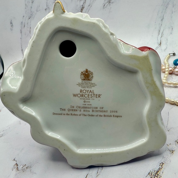 Royal Worcester In Celebration of the Queen’s 80th Birthday, limited Edition vtg - Picture 3 of 11